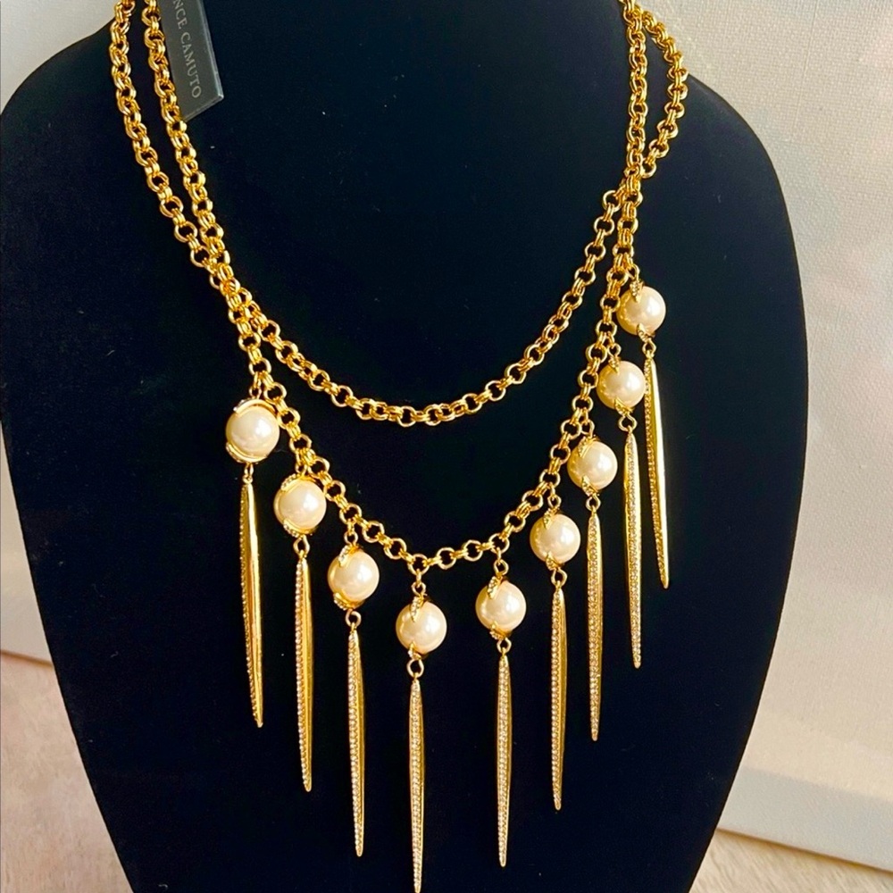 🆕VINCE CAMUTO pearls Necklace Gold -tone with Pearls